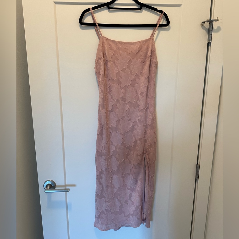 Lulu's Pink Floral Midi Dress